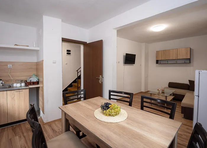 Case de vacanță димови *