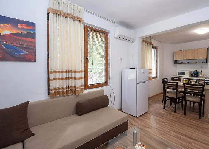 димови Case de vacanță